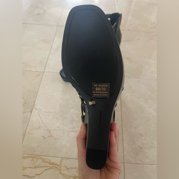 BCBG glatiato wedges - Picture 5 of 6